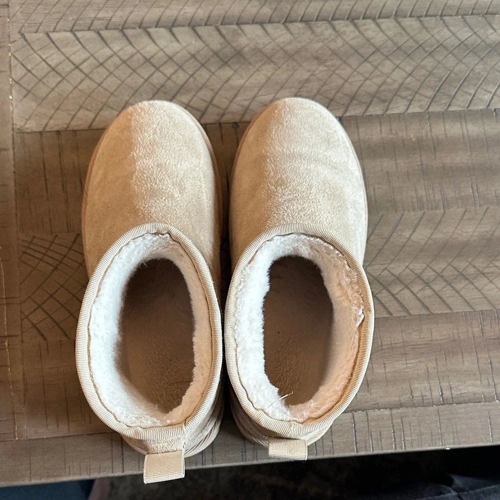 Cream Kids Suede Ankle Boots Sherpa Lined Winter Cozy